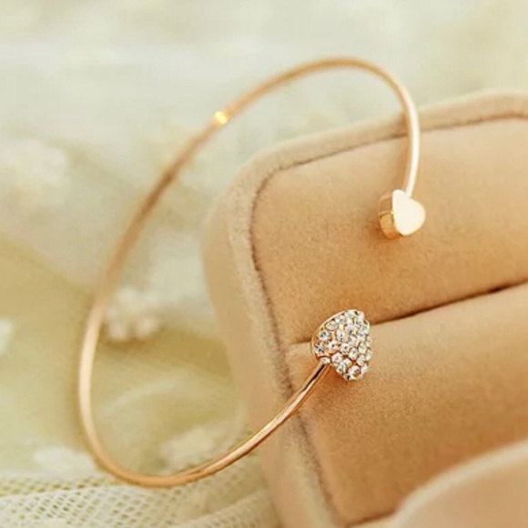 3/$30 Rhinestone Double Heart Bracelet - Picture 5 of 6